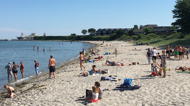 Strand På Samsø - Omkring Ballen Havn | Visitsamsoe.dk